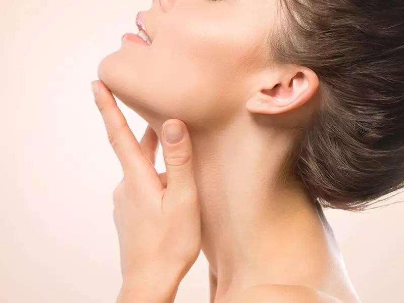 cene jawline